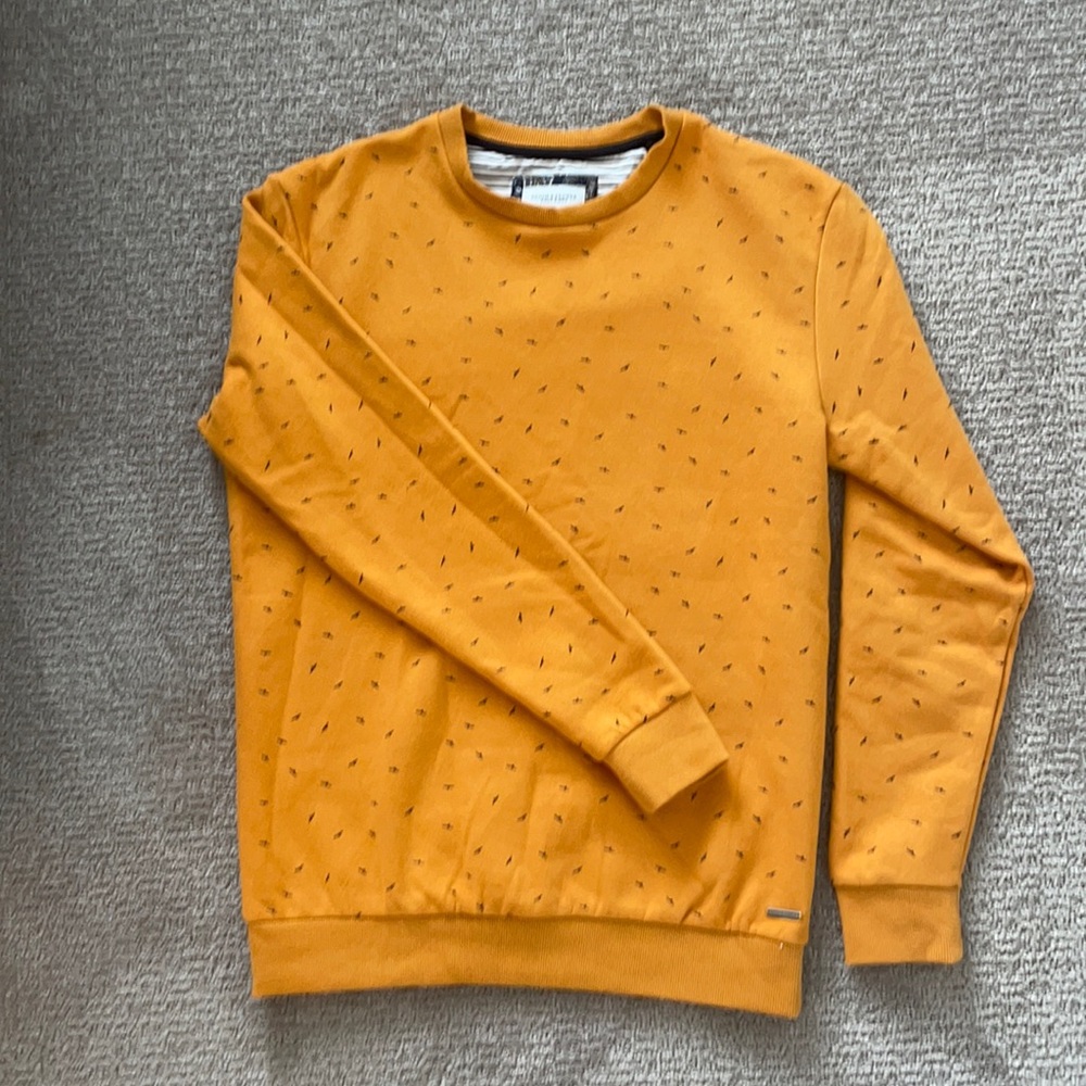 Denim and Flower Crew Neck Sweatshirt